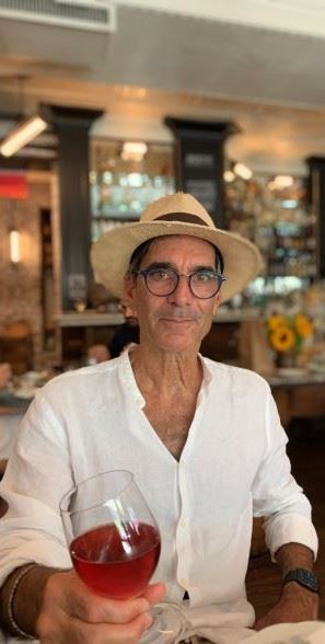 Robert Camuto