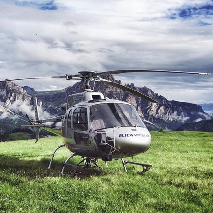 Revì dall’alto: volo in elicottero e degustazione